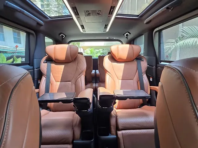 Used Toyota Vellfire VIP – Executive Lounge Hybrid (Electric + Petrol) Automatic in Mumbai