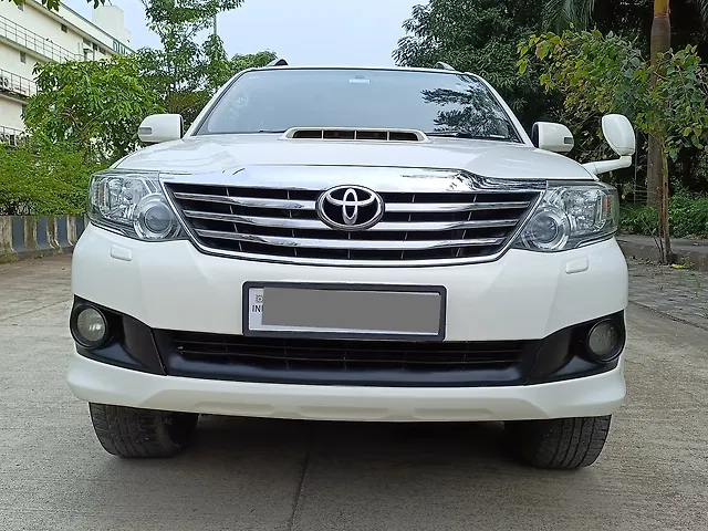 Used 2013 Toyota Fortuner in Thane