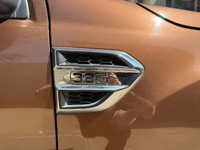 Used Ford Endeavour [2016-2019] Titanium 3.2 4x4 AT in Bangalore