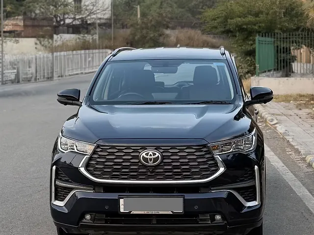 Used 2023 Toyota Innova Hycross in Delhi Used 2023 Toyota Innova Hycross in Delhi