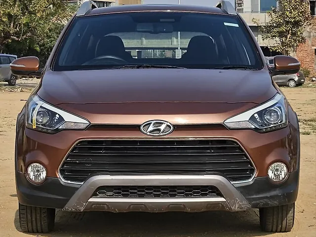 Used 2015 Hyundai i20 Active in Ahmedabad