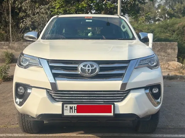 Used 2020 Toyota Fortuner in Pune