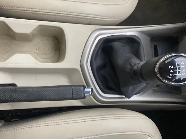 Used Mahindra XUV300 [2019-2024] W8 (O) 1.2 Petrol in Hyderabad