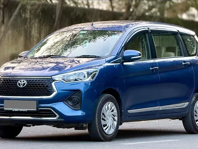 Used 2025 Toyota Rumion in Delhi