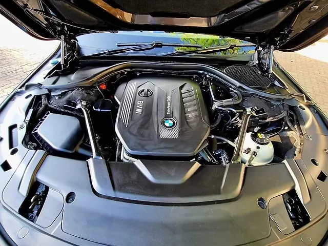 Used BMW 7 Series [2016-2019] 730Ld DPE Signature in Mumbai