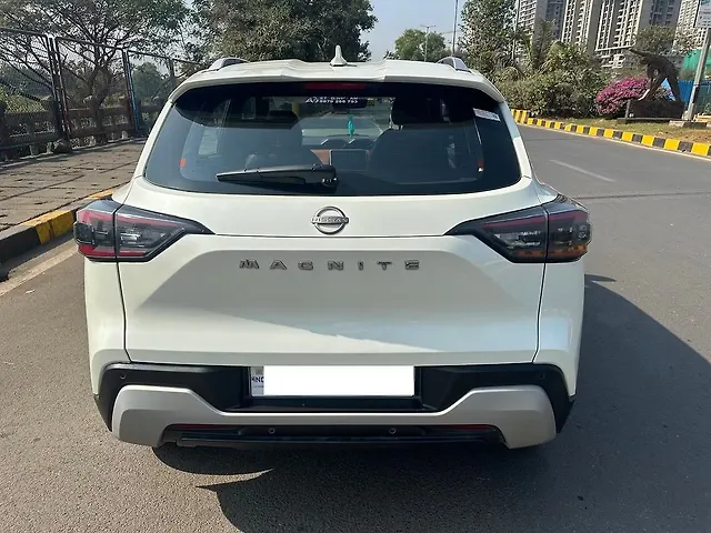 Used Nissan Magnite Tekna Petrol Manual in Thane