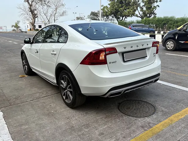 Used Volvo S60 [2015-2020] Cross Country Inscription [2016-2020] in Mumbai