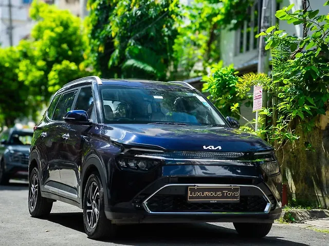 Used 2022 Kia Carens in Kolkata Used 2022 Kia Carens in Kolkata
