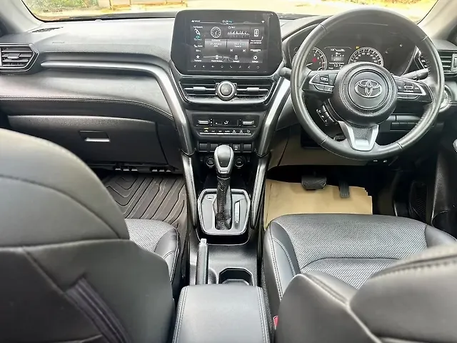 Used Toyota Urban Cruiser Hyryder V AT NeoDrive [2023-2025] in Delhi