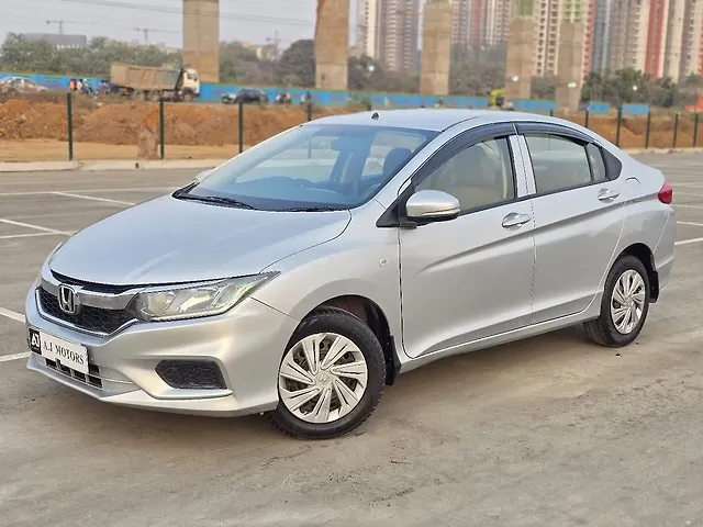 Used Honda City 4th Generation S Petrol in Thane