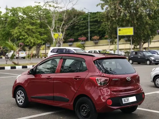 Used Hyundai Grand i10 Sportz (O) U2 1.2 CRDi [2017-2018] in Thiruvananthapuram