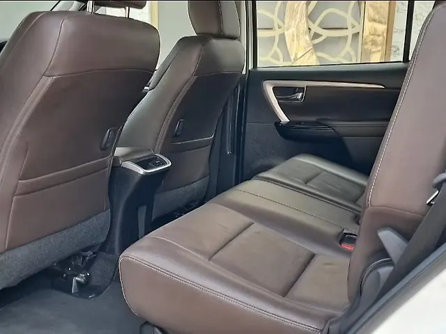 Used Toyota Fortuner [2016-2021] 2.8 4x2 AT in Delhi