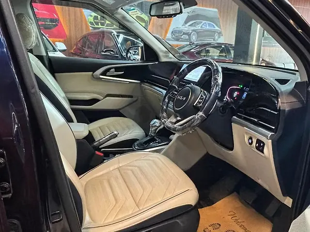 Used Kia Carens [2022-2023] Luxury Plus 1.5 Diesel AT 6 STR in Navi Mumbai