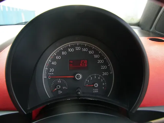 Used Volkswagen Beetle [2008-2014] 2.0 AT in Lucknow