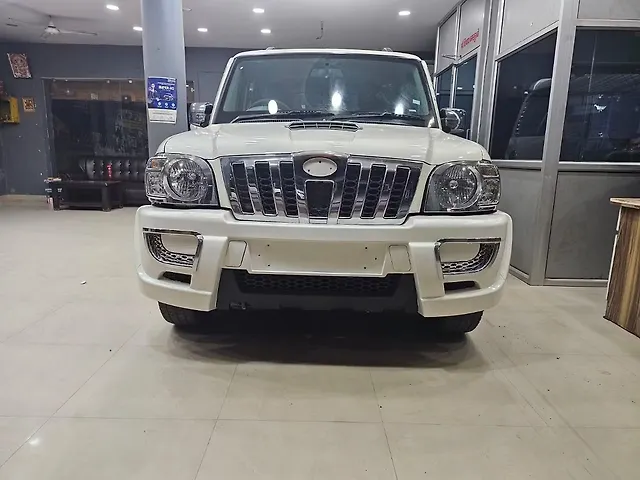 Used 2013 Mahindra Scorpio in Muzaffarpur