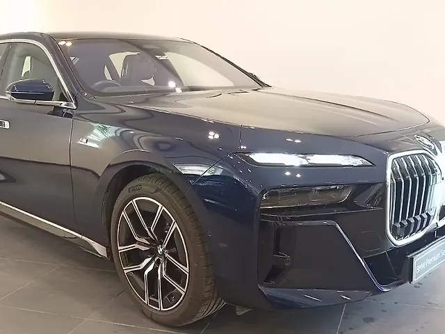 Used BMW 7 Series 740i M Sport in Mumbai