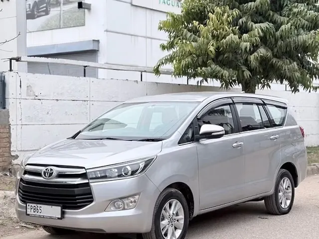 Used Toyota Innova Crysta [2016-2020] 2.4 V Diesel in Chandigarh
