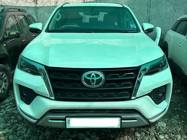 Used 2021 Toyota Fortuner in Delhi