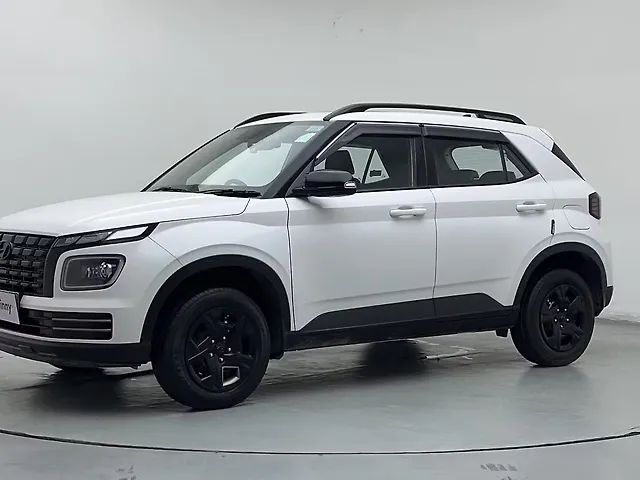 Used 2023 Hyundai Venue in Delhi