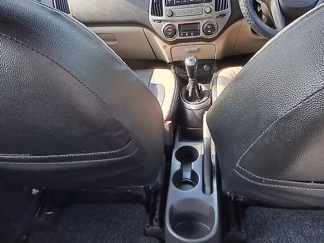 Used Hyundai i20 [2012-2014] Sportz 1.4 CRDI in Rudrapur