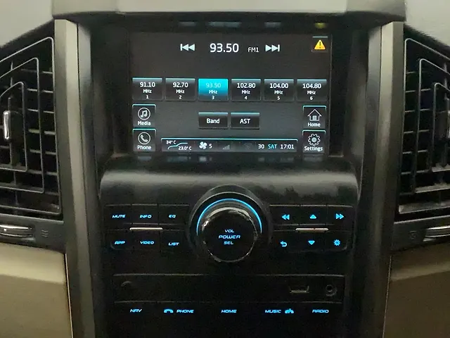 Used Mahindra XUV500 [2015-2018] W10 AT 1.99 in Mumbai