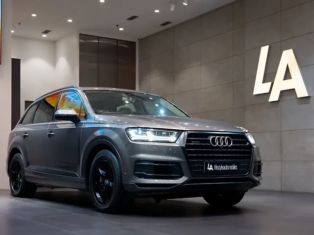 Used 2015 Audi Q7 in Kolkata