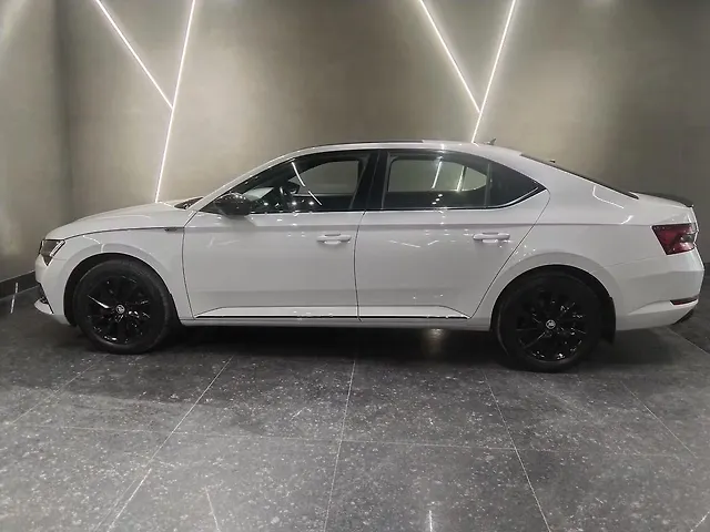 Used Skoda Superb [2020-2023] Sportline AT in Delhi