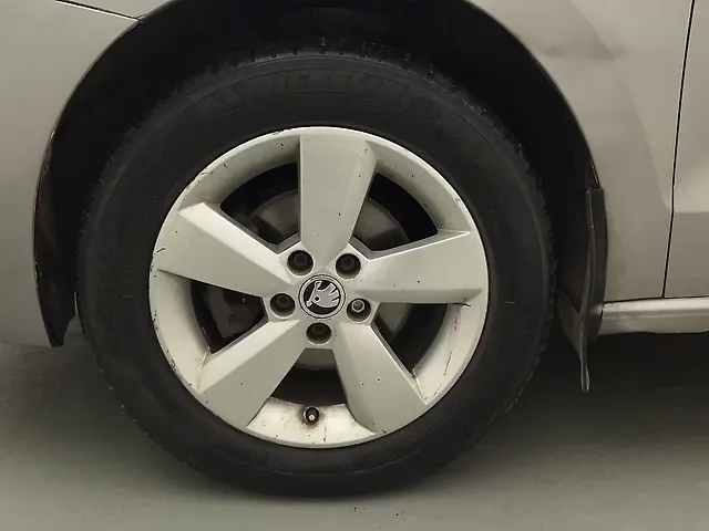 Used Skoda Rapid [2015-2016] 1.5 TDI CR Style Plus AT in Mumbai