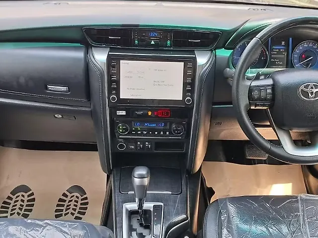 Used Toyota Fortuner 4x2 2WD Diesel 2.8L Turbo Automatic in Delhi