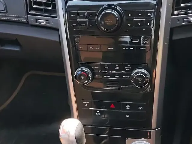 Used Mahindra XUV500 W11 in Bhopal