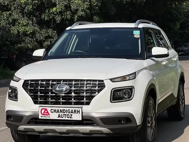 Used 2022 Hyundai Venue in Chandigarh