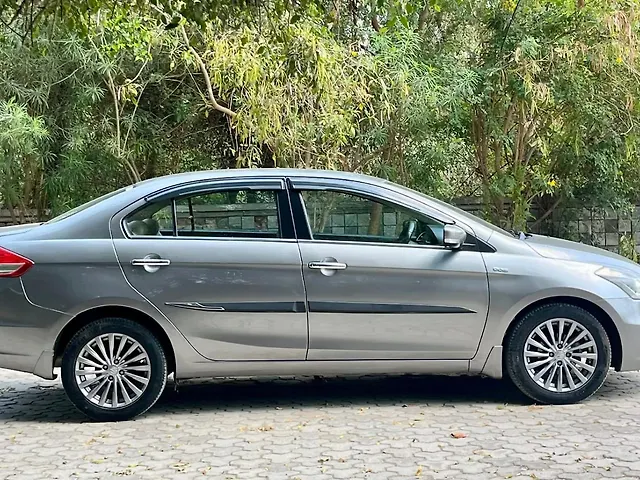 Used Maruti Suzuki Ciaz [2017-2018] Alpha 1.3 Hybrid in Ahmedabad