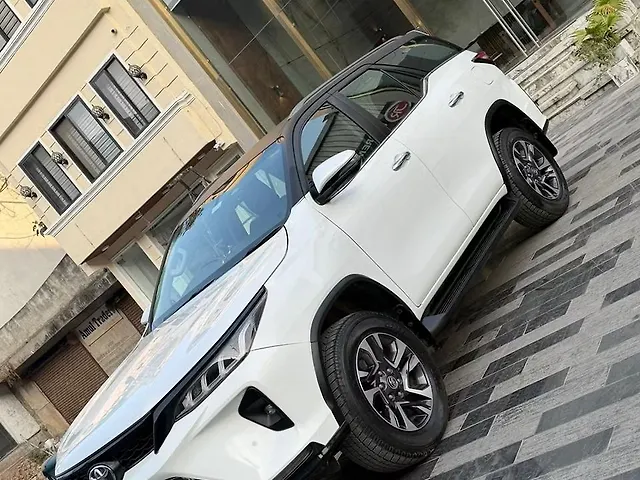 Used Toyota Fortuner Legender 4X2 2WD Diesel Turbo Automatic Dual Tone in Indore Used Toyota Fortuner Legender 4X2 2WD Diesel Turbo Automatic Dual Tone in Indore