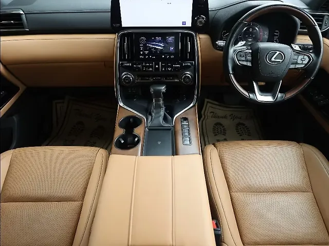 Used Lexus LX 500d with Ash Open Pore Sumi Black Trim in Kochi Used Lexus LX 500d with Ash Open Pore Sumi Black Trim in Kochi