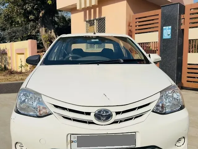 Used 2015 Toyota Etios Liva in Kanpur