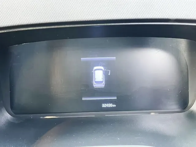 Used Kia Carens [2022-2023] Prestige Plus 1.4 Petrol MT 7 STR in Mumbai