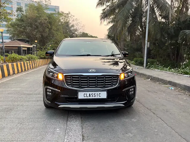 Used 2021 Kia Carnival in Mumbai