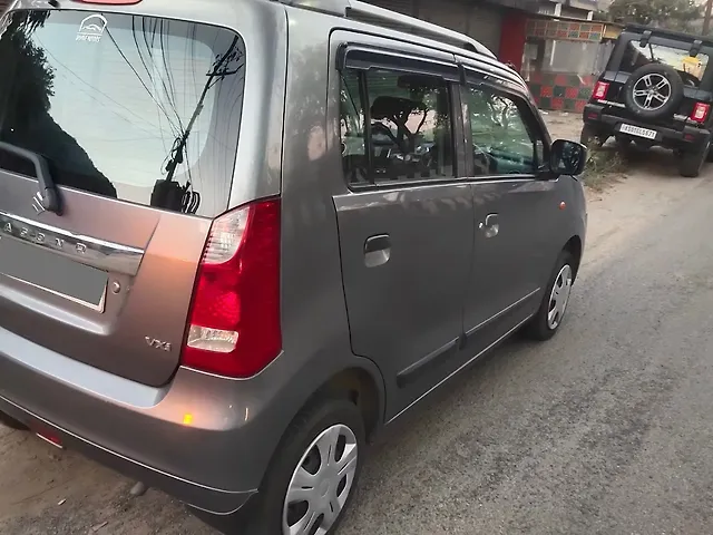 Used Maruti Suzuki Wagon R 1.0 [2014-2019] VXI in Guwahati
