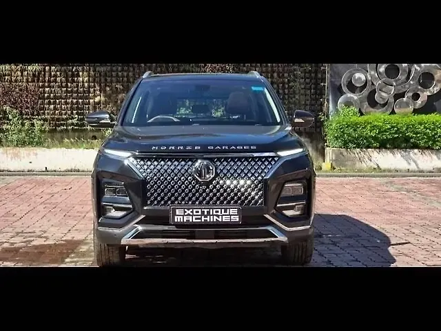 Used MG Hector Plus [2023-2025] Blackstorm 1.5 Turbo Petrol CVT 7 STR in Lucknow