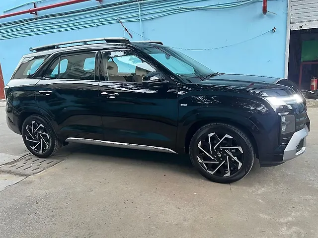 Used Hyundai Alcazar Signature 1.5 Petrol DCT 7STR [2024-2025] in Kolkata