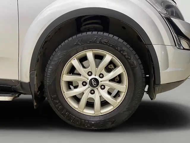 Used Mahindra XUV500 W9 [2018-2020] in Mumbai