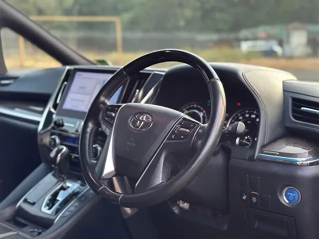 Used Toyota Vellfire [2020-2023] Hybrid in Mumbai