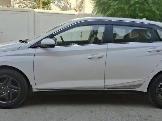 Used Hyundai i20 [2020-2023] Sportz 1.2 MT [2020-2023] in Gorakhpur