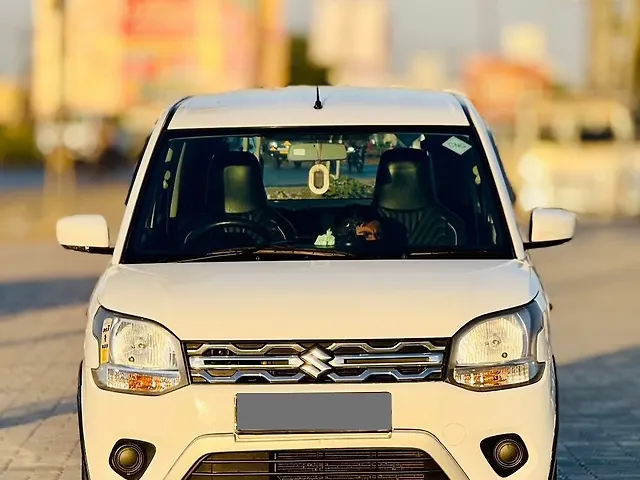 Used 2022 Maruti Suzuki Wagon R in Surat