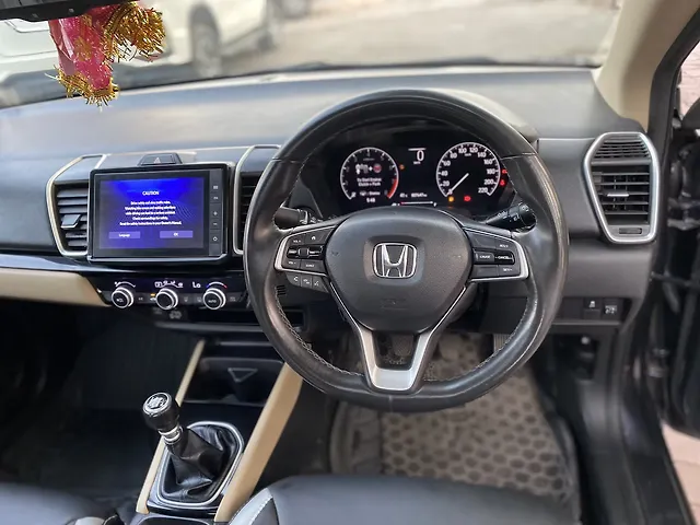 Used Honda City 4th Generation VX Petrol in Lucknow