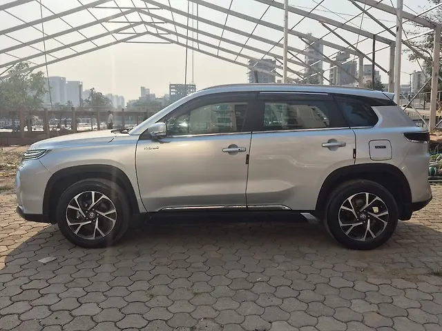 Used Toyota Urban Cruiser Hyryder V Hybrid [2023-2025] in Mumbai