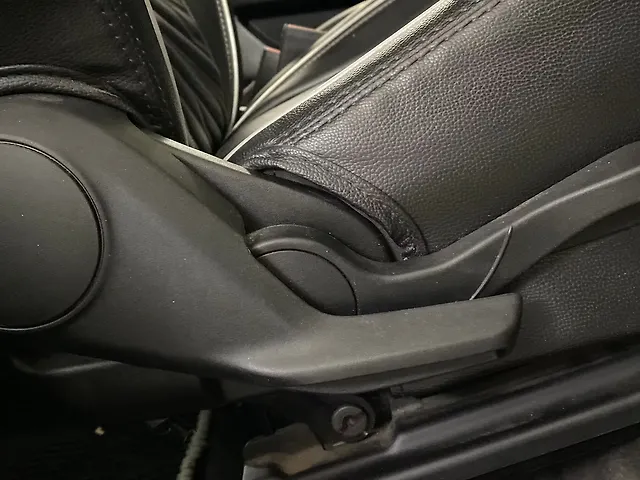 Used Maruti Suzuki Swift [2018-2021] VXi AMT in Delhi