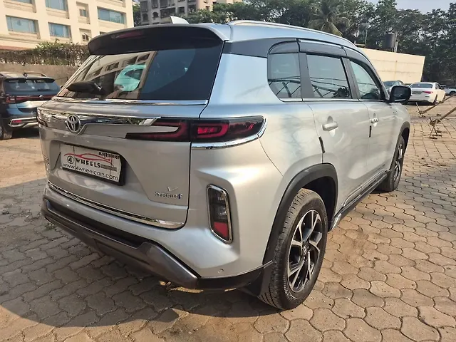 Used Toyota Urban Cruiser Hyryder V Hybrid [2023-2025] in Mumbai