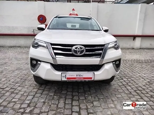 Used 2020 Toyota Fortuner in Delhi