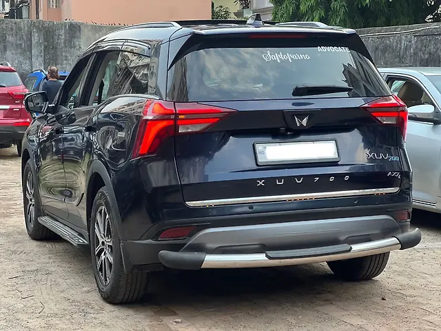 Used Mahindra Old Generation XUV700 AX7 Luxury Pack 2WD Diesel 2.2L Turbo Manual 7 STR in Kolkata